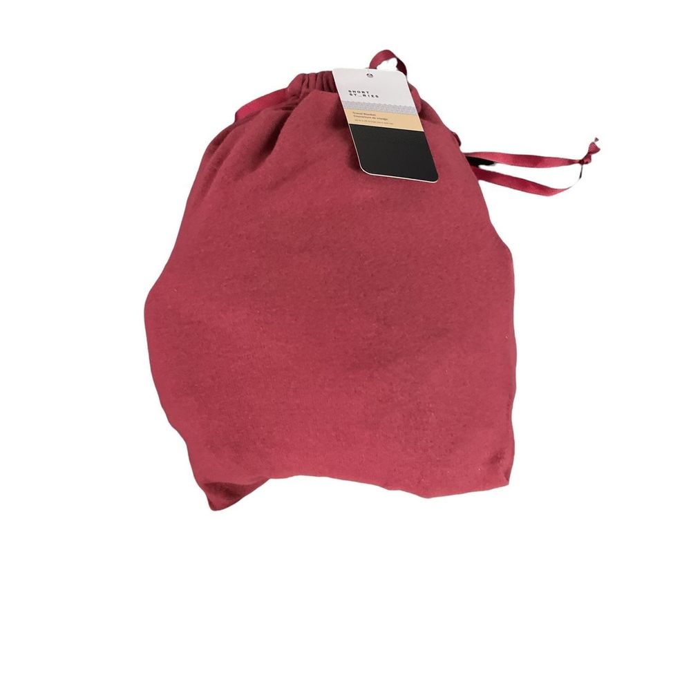 Short stories travel blanket -NEW WITH TAGS
